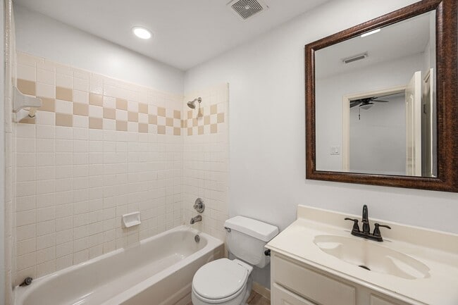 Building Photo - 12502 Pebble Way Ct