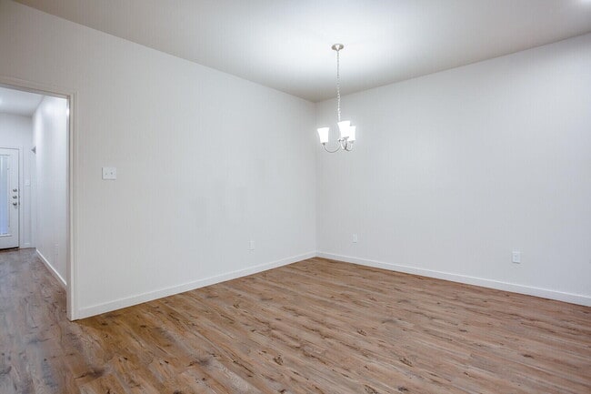 Building Photo - 2537 134th St