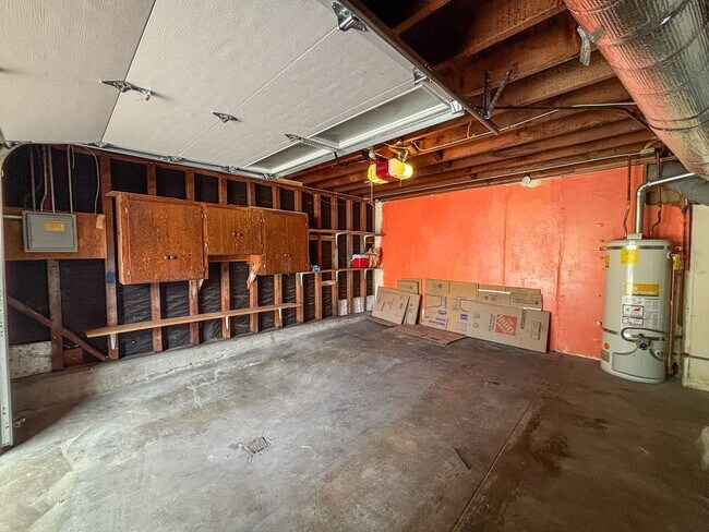 Building Photo - 39 Flood Ave