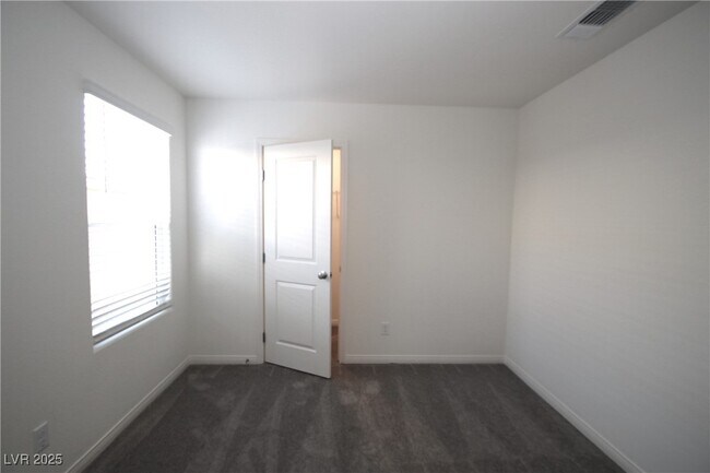 Building Photo - 8145 Seminario Ave