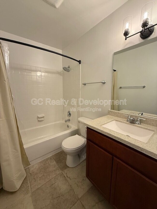 Building Photo - 1348 McDowell Rd