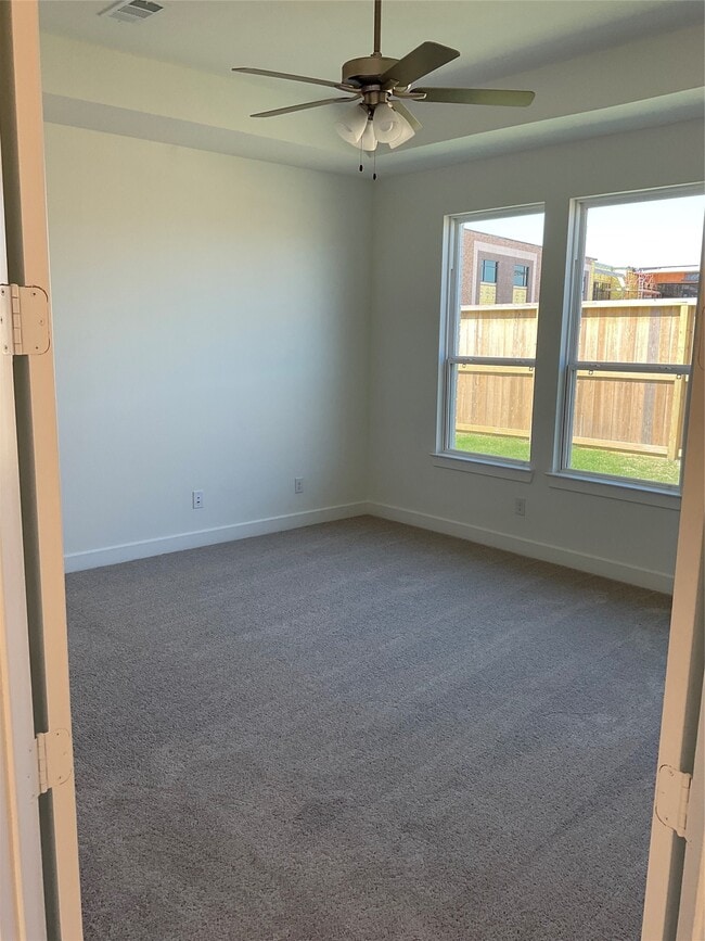 Building Photo - 7311 Blue Gentiana Ln