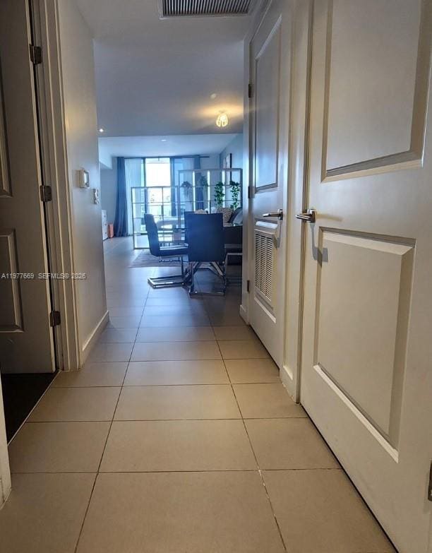 Building Photo - 1600 NE 1st Ave