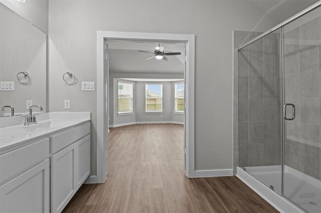 Building Photo - 3003 Middleton Dr