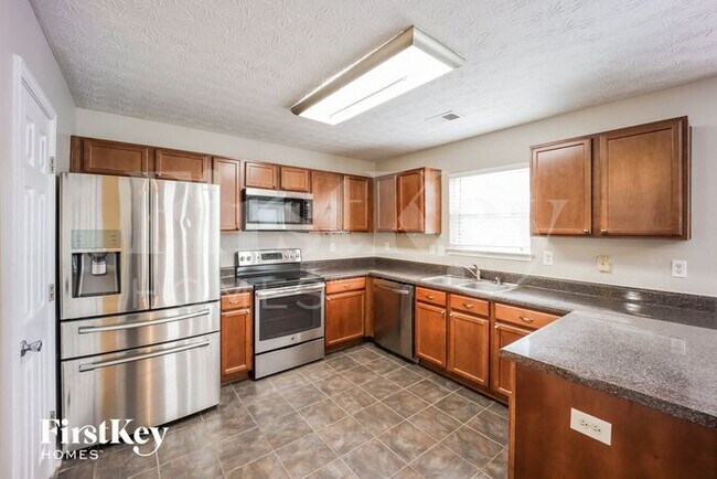 Building Photo - 244 Millstone Dr
