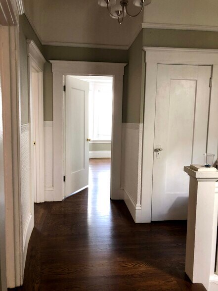 Building Photo - 4824 Telegraph Ave