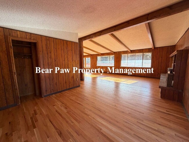 Building Photo - Spacious Ranch Style Home in Conifer!