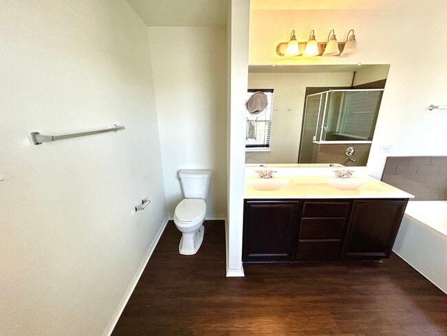 Building Photo - Stunning 3BD/2.5BA Two-Story Home with Office & Loft Near Brooks City Base!