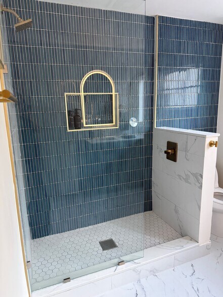 Building Photo - 2924 Piedmont Dr