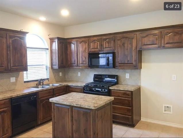 Building Photo - 2316 Priscella Dr