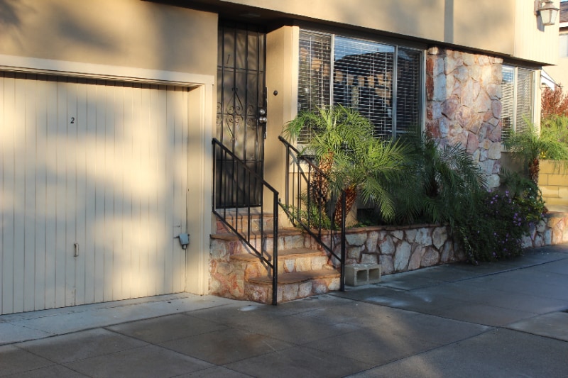 Building Photo - 231 Grand Ave