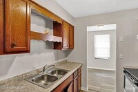 Building Photo - 473 Bentwood Ln