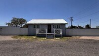 Building Photo - 6015 N Golder Ave
