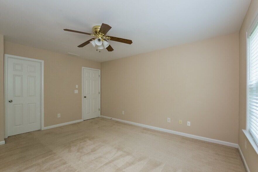 Building Photo - 47 Highland Falls Dr