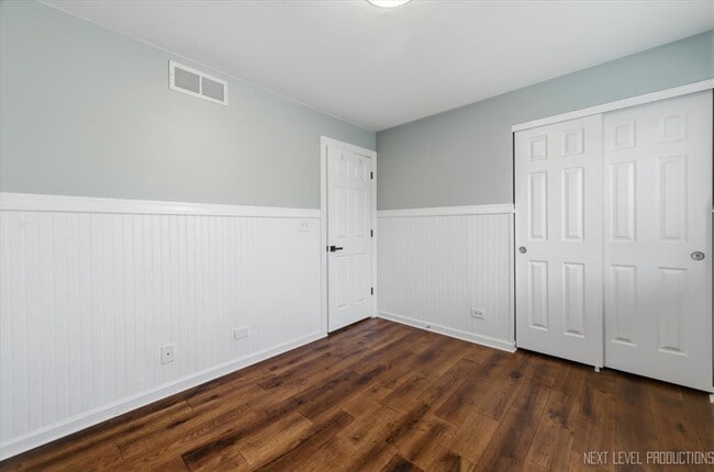 Building Photo - 1078 Park Hill Cir