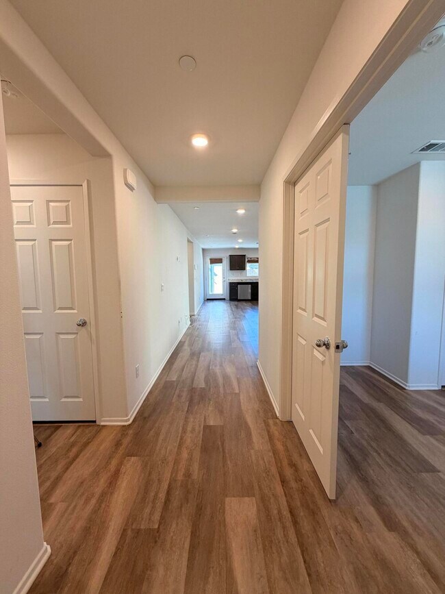 Building Photo - 67364 Rio Plata Rd