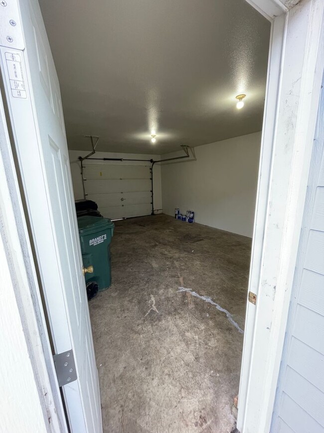 Building Photo - 367