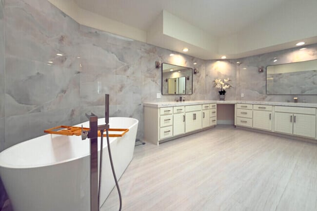 Building Photo - 80671 Cherry Hills Dr