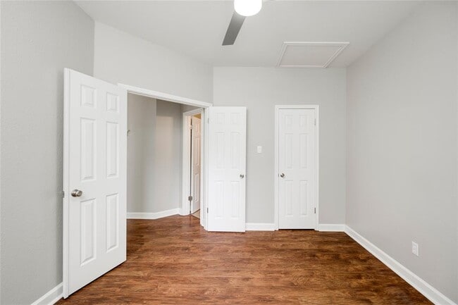 Building Photo - 8106 Longdraw Dr