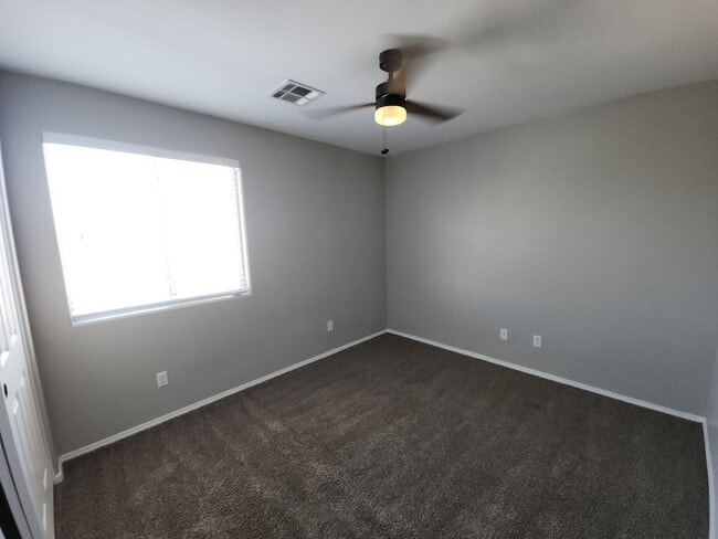 Building Photo - 8253 W Wildwood Glen Dr