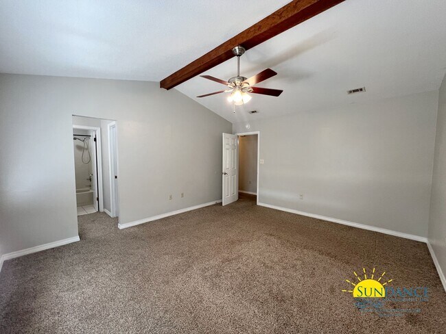Building Photo - Charming 3 Bedroom Home in Countryview Estates community with Solar Panels!