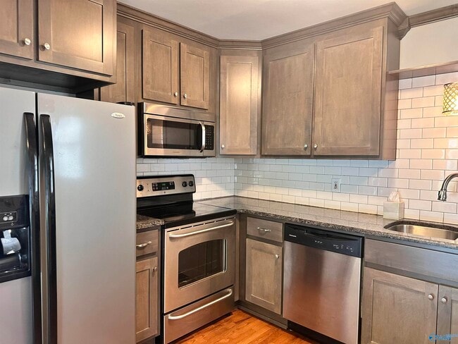 Building Photo - 1513 Beirne Ave NE