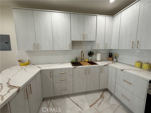 Building Photo - 17606 Orna Dr