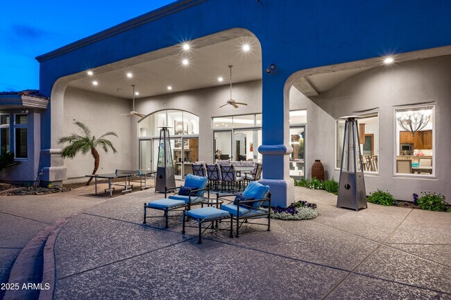 Building Photo - 6649 E Berneil Dr