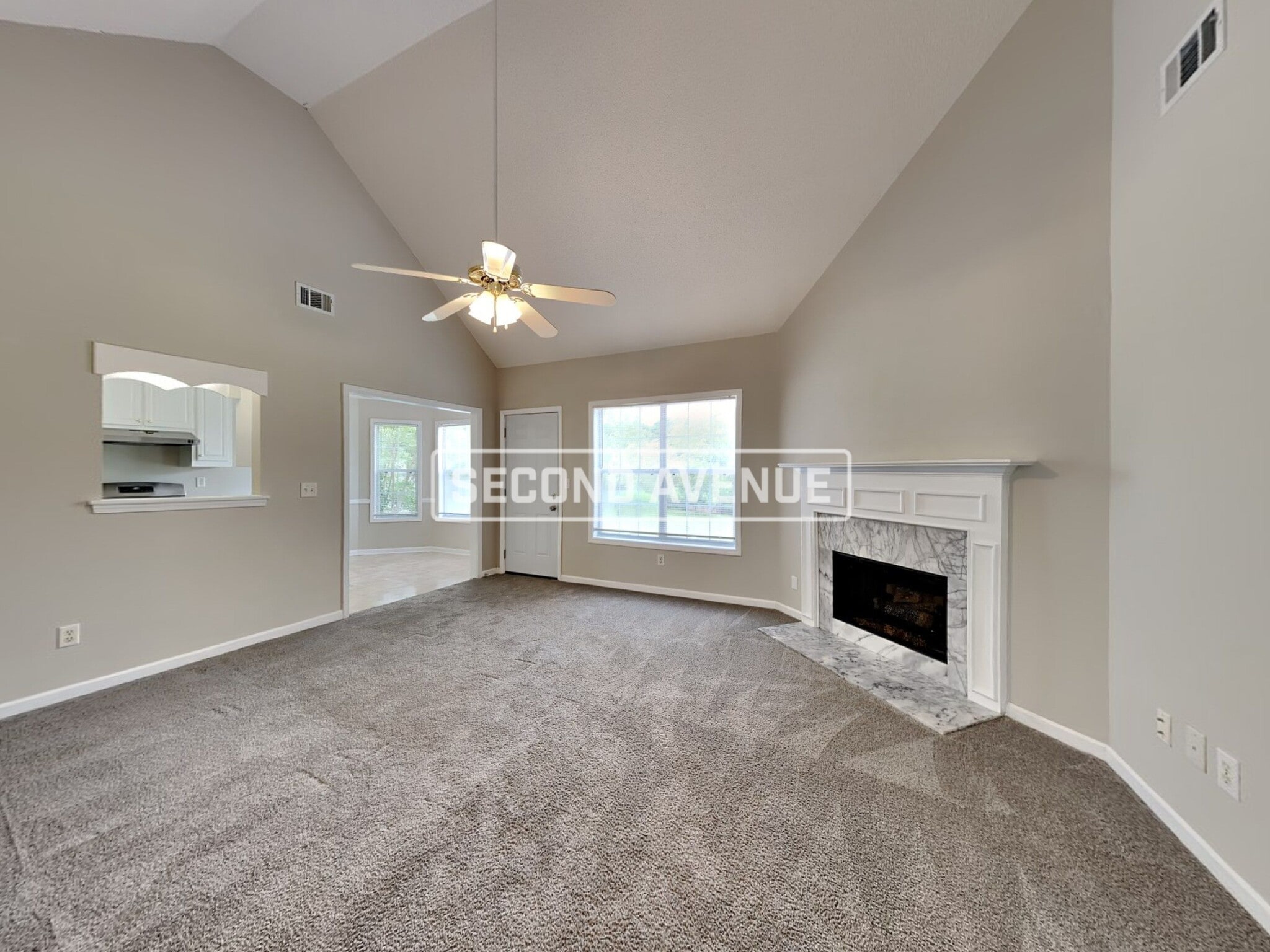 Building Photo - 661 Morningside Dr N