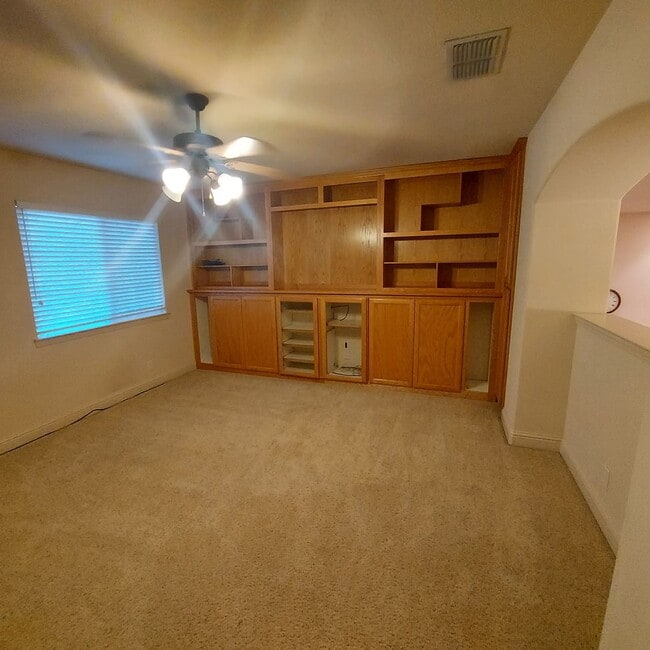 Building Photo - 2604 Javan Ln