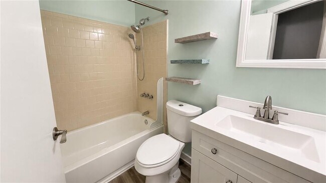 Building Photo - 1235 Grayland Hills Dr