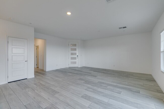 Building Photo - GORGEOUS SUMMERLIN WEST COMMUNITY**TONS OF UPGRADES*CITY AND STRIP VIEWS*COMMUNITY POOL AND SPA*