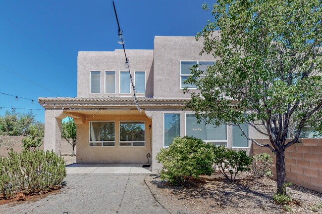 Building Photo - 6568 Los Pueblos Pl NW