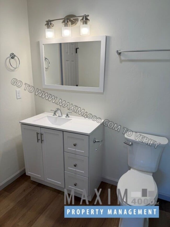 Building Photo - 2721 Patterson Rd