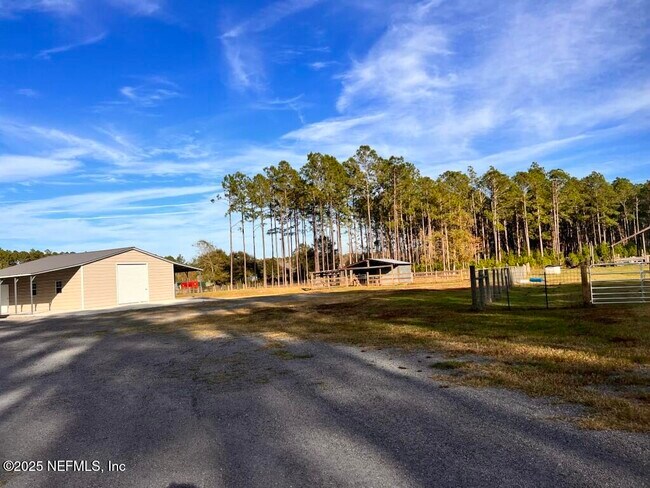 Building Photo - 3103 Co Rd 121