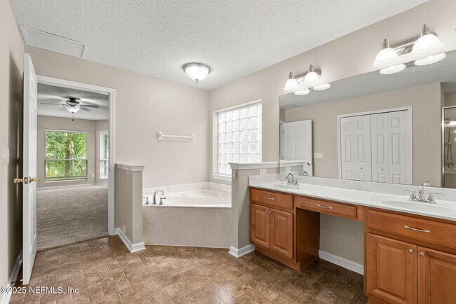 Building Photo - 2987 Bright Eagle Dr