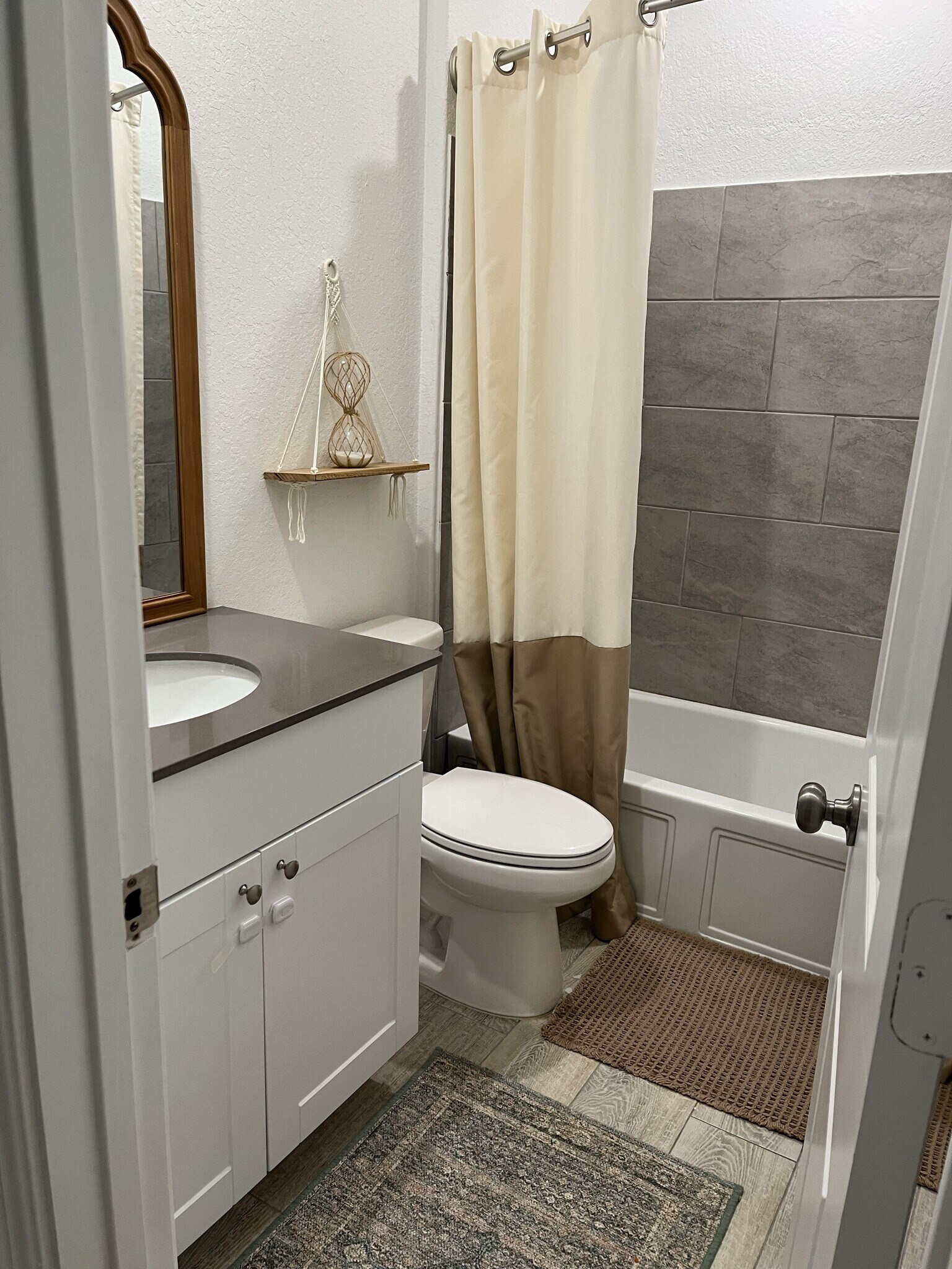 Guest BR 2 -4 of 4 - 6615 Morgan Path