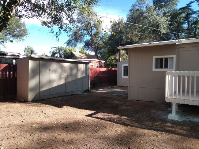 Building Photo - 3 Bed / 2 Bath Home + 1 bed / 1 bath Casita & work shop