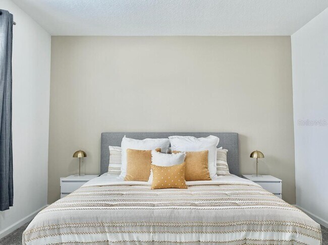 Building Photo - 8867 Cabot Cliffs Dr