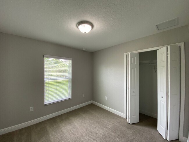Building Photo - 14780 SW 27 Ct Rd