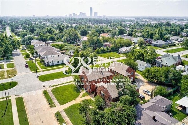 Building Photo - 1/2 OFF THE FIRST MONTH'S RENT! CUTE 1 BED...