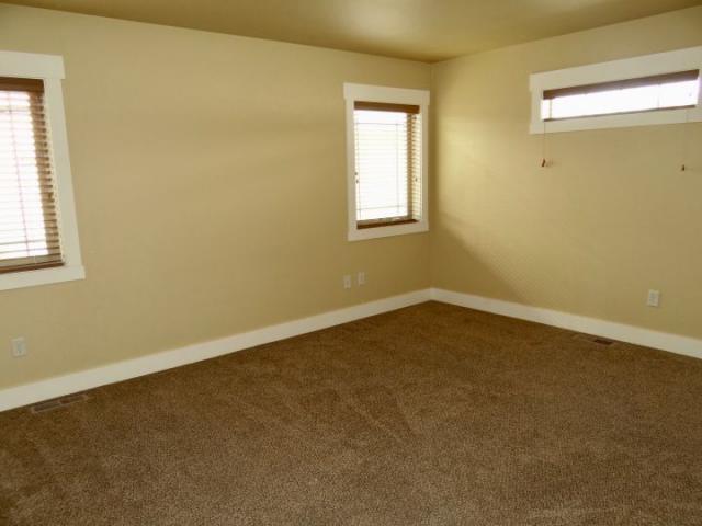 Building Photo - 2 bedroom in Billings MT 59102