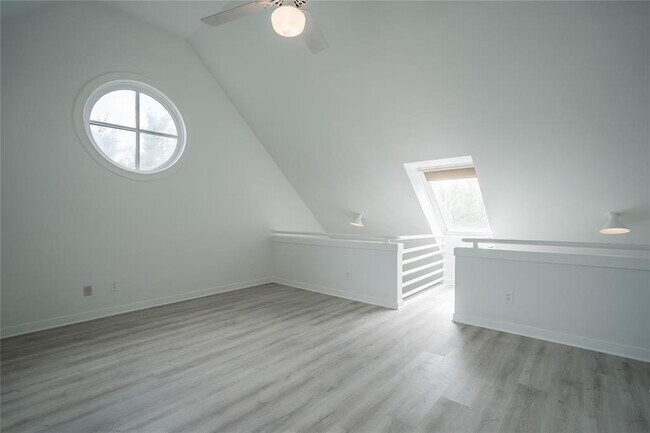 Building Photo - 2808 Greenville Ave