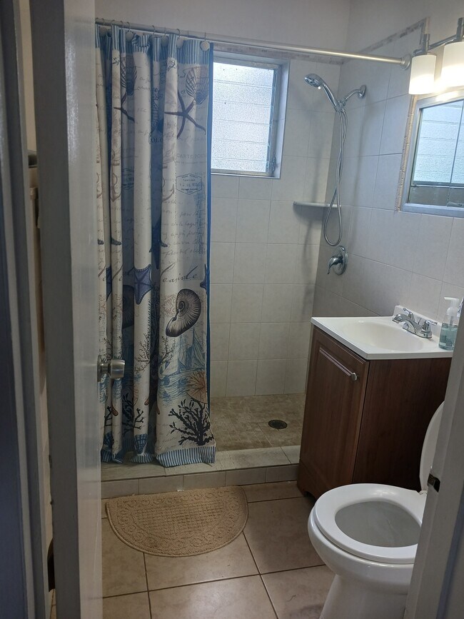 Building Photo - 21067 Meehan Ave