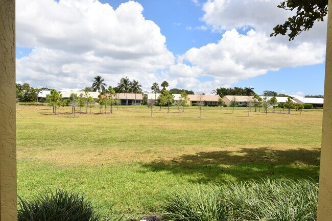 Building Photo - 6300 La Costa Dr