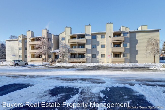 Building Photo - 1540 Russian Jack Dr