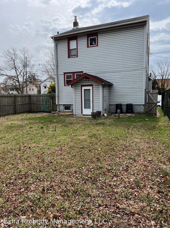 Building Photo - 4 br, 1.5 bath House - 5083 Homestead Ave