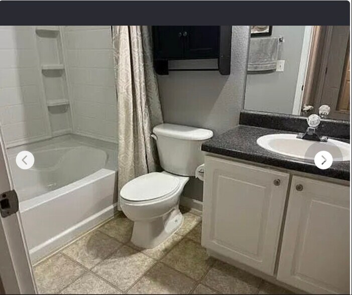 Building Photo - 4802 51st St W