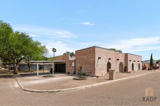 Building Photo - Refined Living in a Timeless Designed Home!