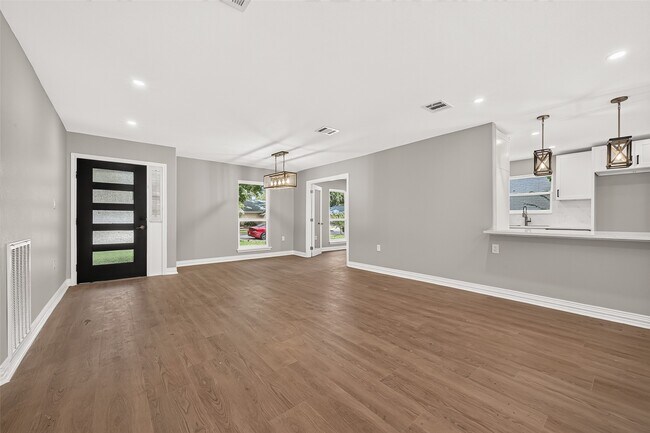 Building Photo - 1722 Shannon Valley Dr